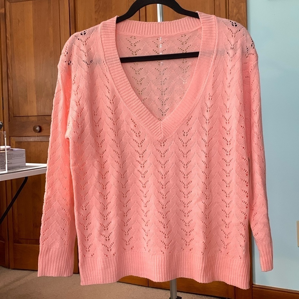Lovely pale pink lightweight Summer sweater Size Large NWOT
